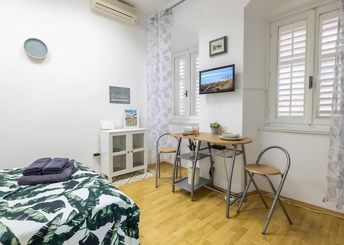 Apartment Kalalarga
